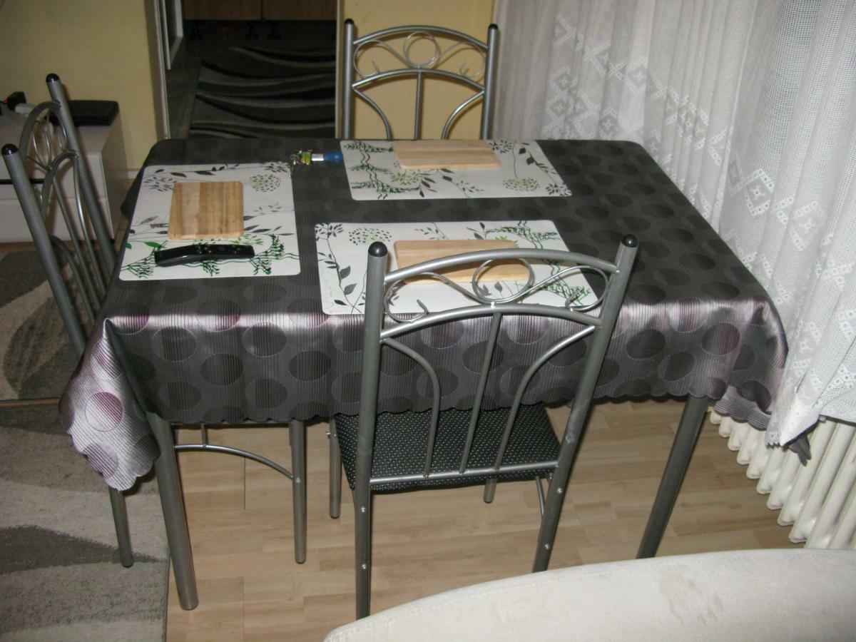 Comfortable Homly Apartment Жак Офенбах Екстериор снимка
