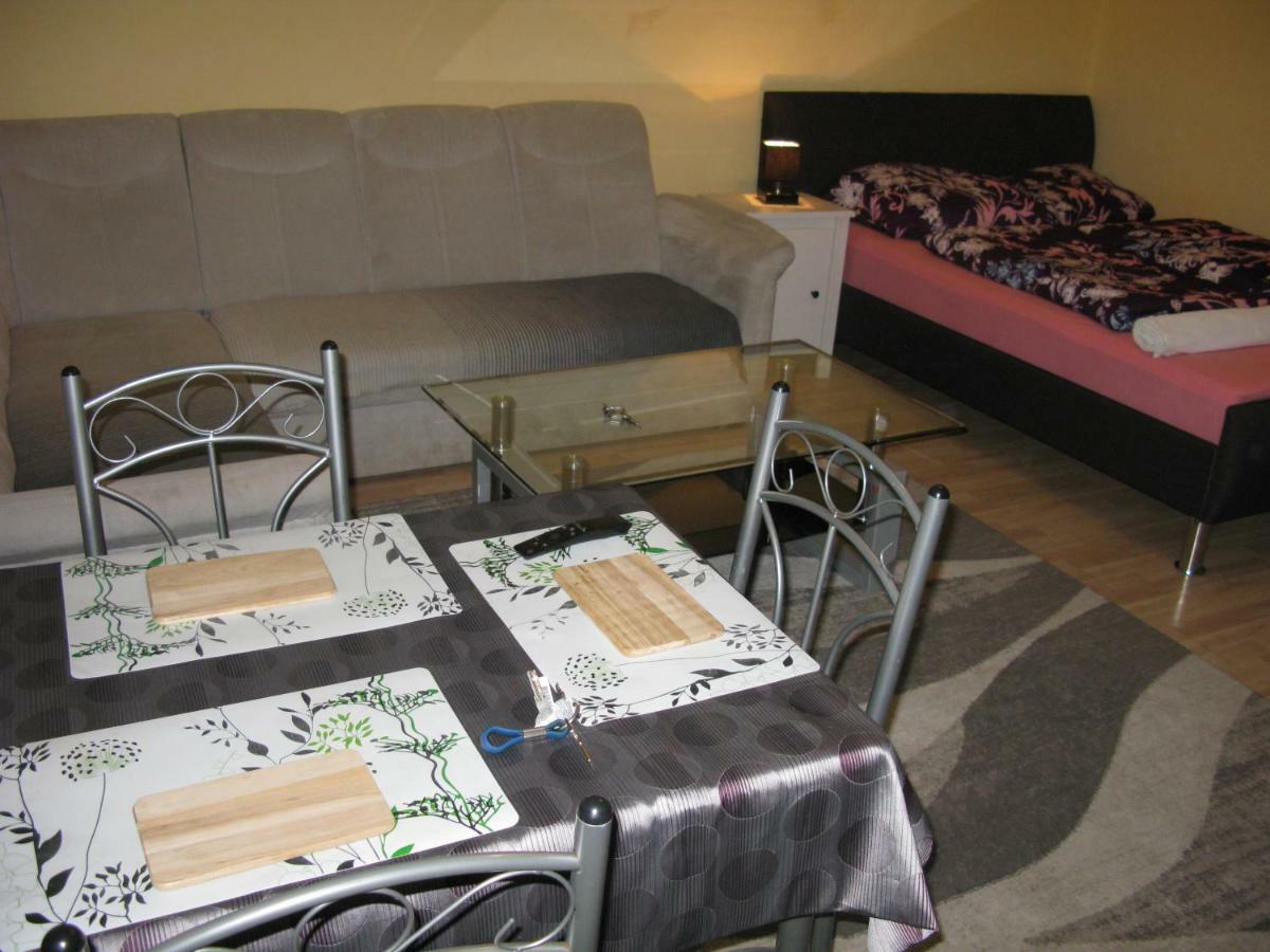 Comfortable Homly Apartment Жак Офенбах Екстериор снимка